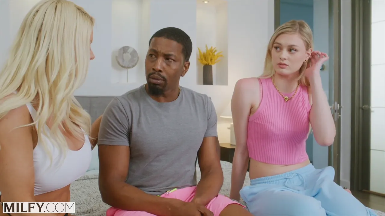 Mom Amber Moore deepthroats son Isiah's big cock then gets fucked in a threesome