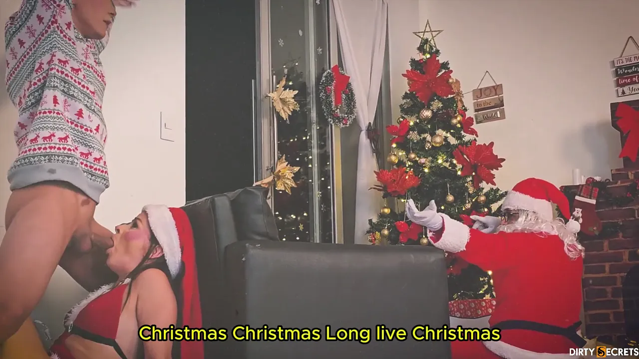 Mature Latina milf Kathy Lee69 seduces naive girl for Christmas fuck