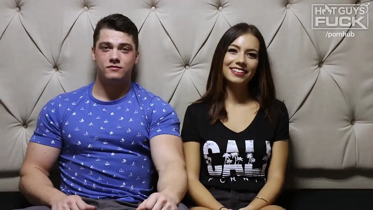 Muscular Collin Simpson fucks hot Armenian babe with big cock