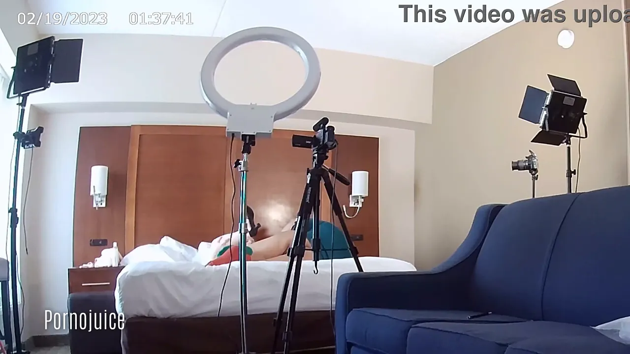 Amateur Memel Wilde films her first interracial anal Creampie
