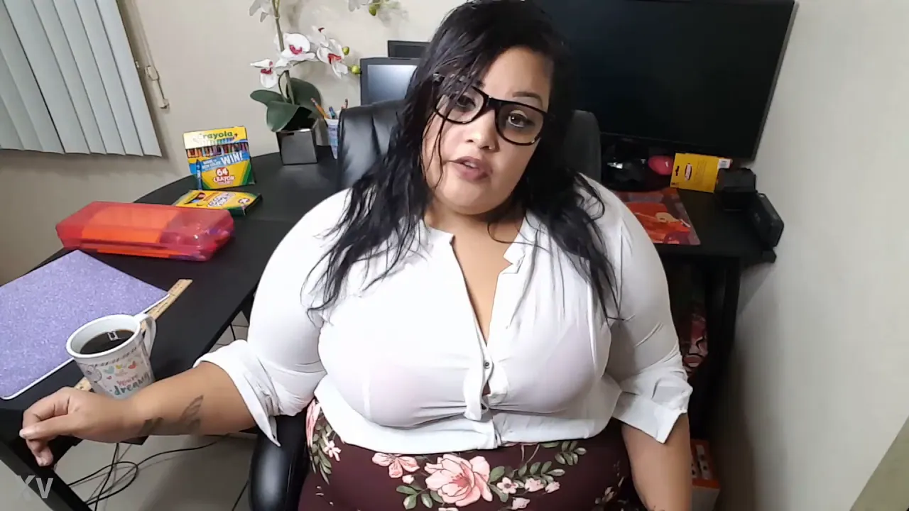 BBW teacher Nirvana Lust gives two students blowjobs