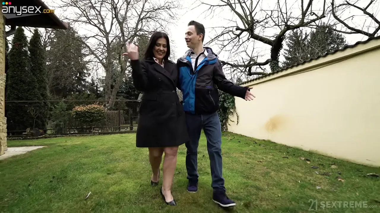 Adult stepson fucks his hot MILF cougar stepmom Montse Swinger