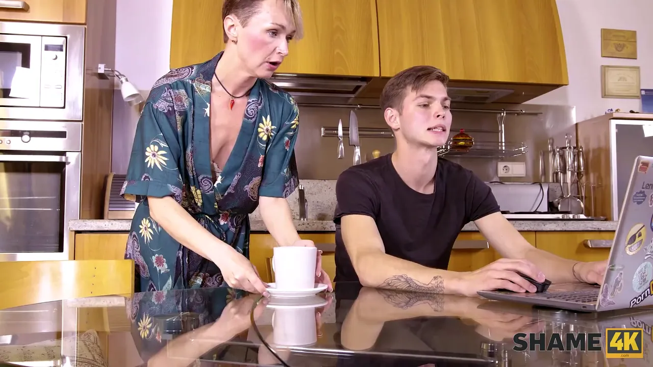 Blowjob fetish mature video