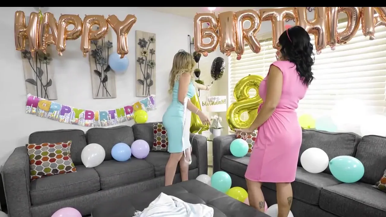 Big Tits lesbian mature video