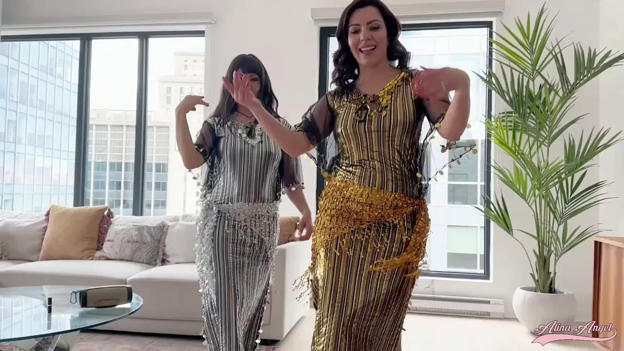 Arab big ass big tits video