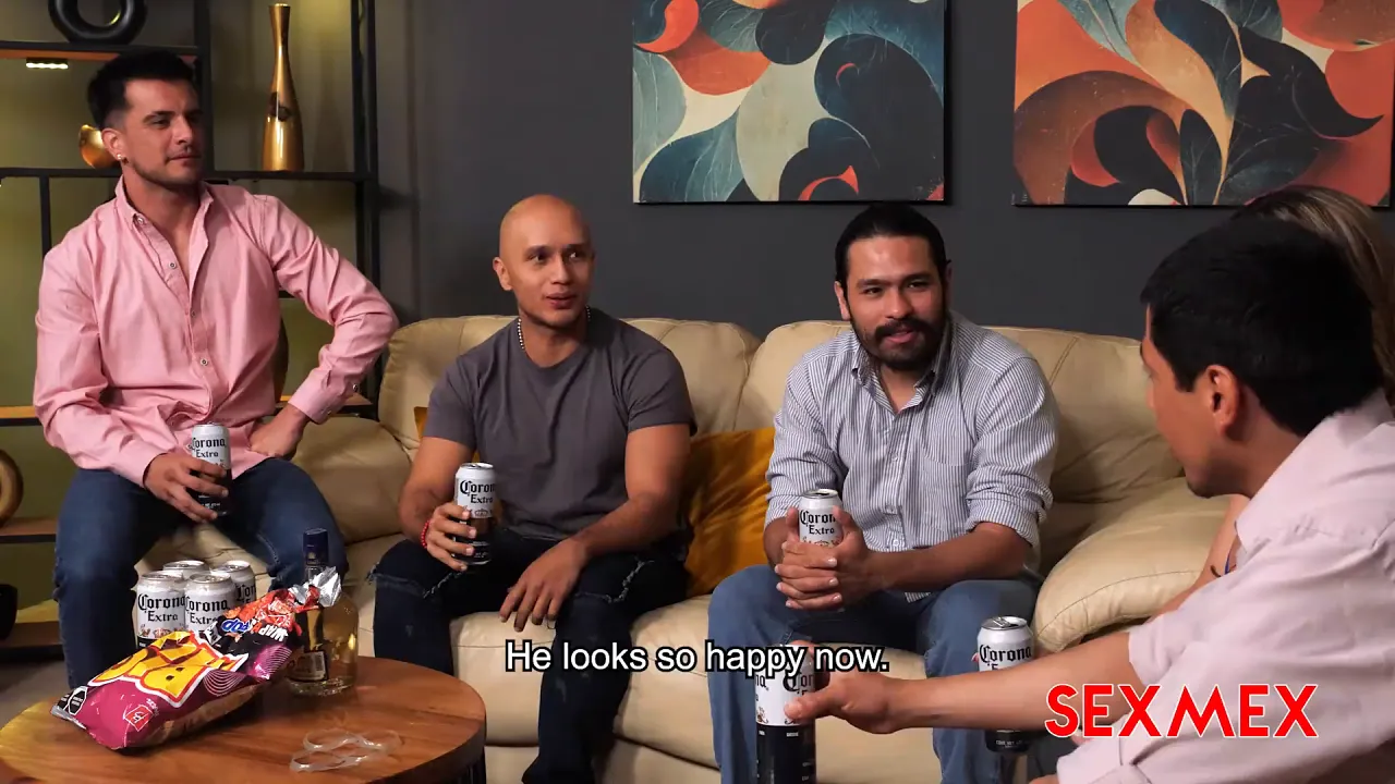 Silvia Santez gets pregnant by her husband's best friend