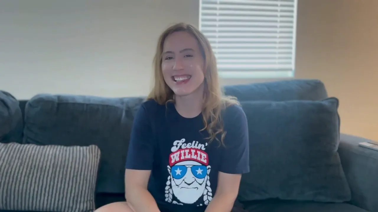 Babe big ass blowjob video