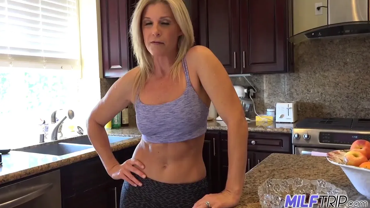 India Summer's horny stepmom seduces her stepson, teaches him oral sex before deep