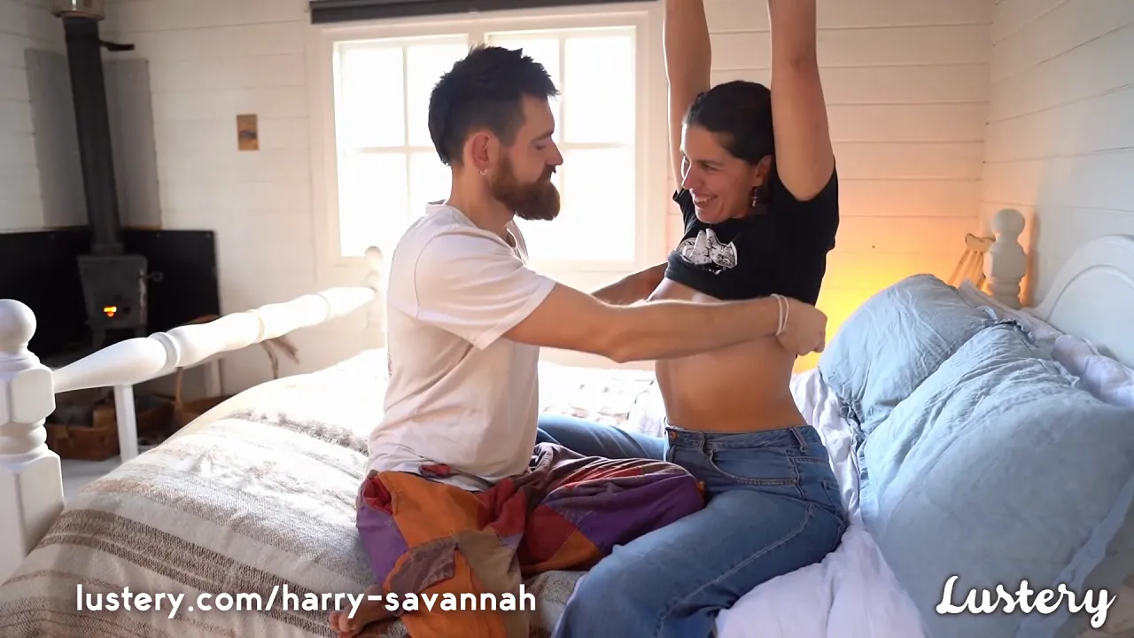 Amateur girlfriend films her boyfriend eating her out and having anal sex