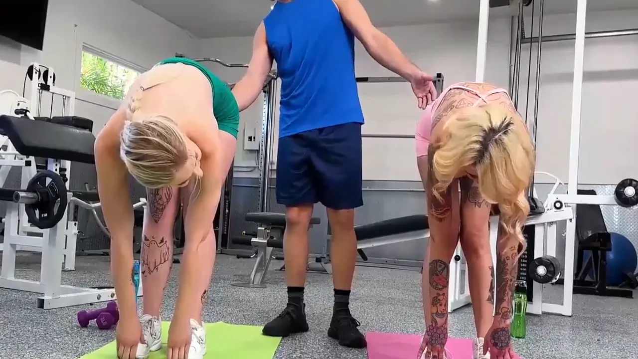 Big Ass big tits MILF video