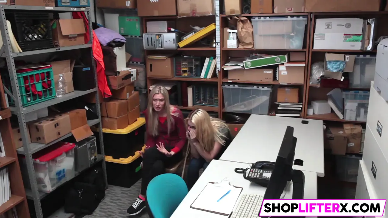 Filthy Rich catches shoplifting stepmom and daughter, then punishes them with big cock