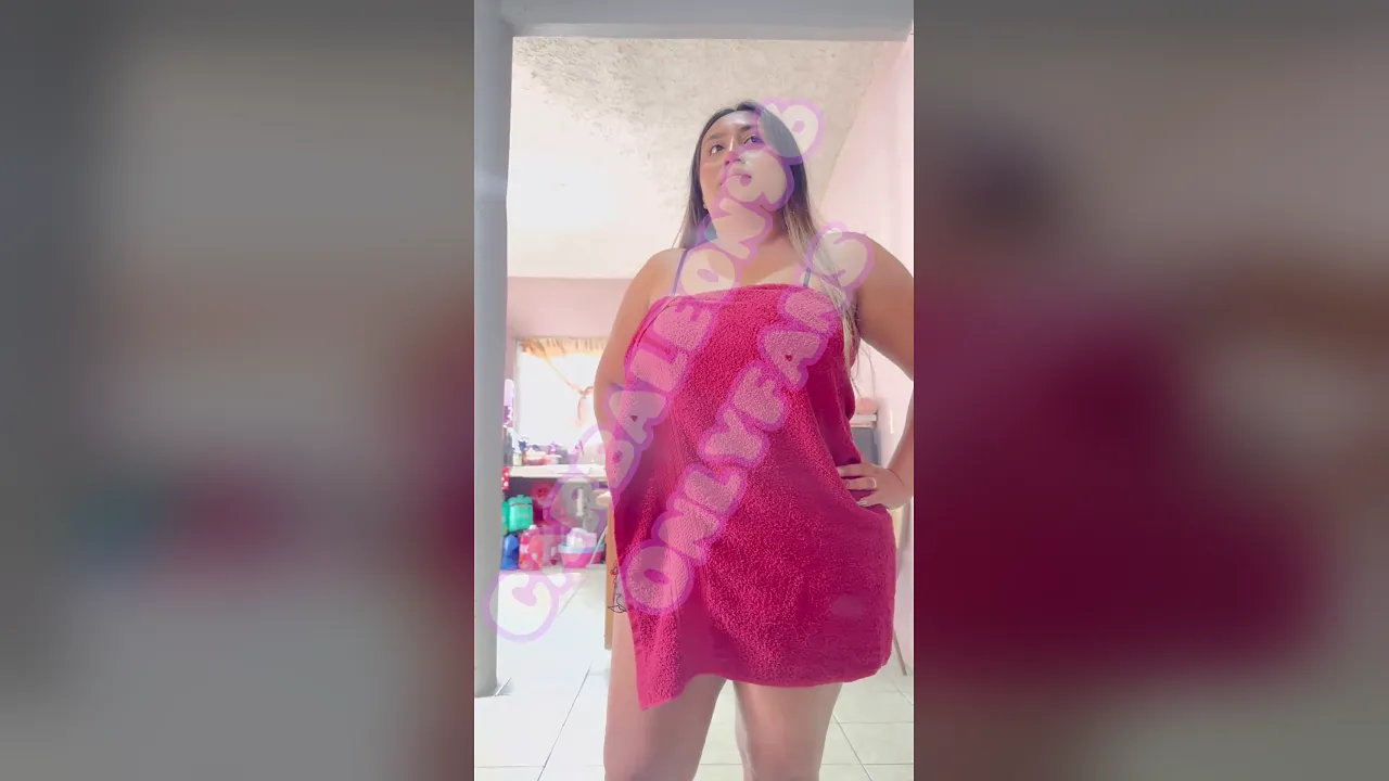 Curvy MILF offers creampie to friend's POV after husband doesn't arrive