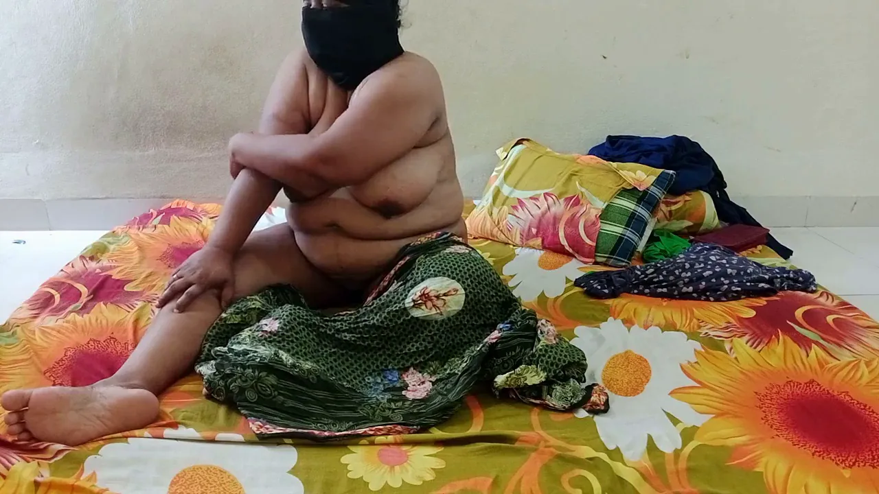 Desi Bengali housewife has sex