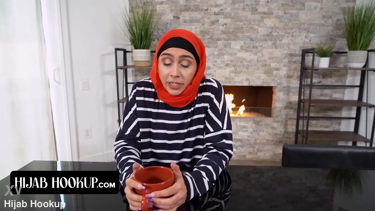 Hijab stepmom teaches her stepson how to pleasure her in a taboo Muslim hookup