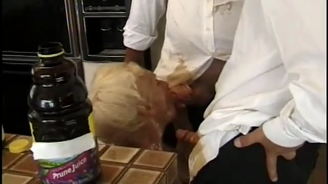 Old blonde grandma sucks and fucks delivery man in 3some