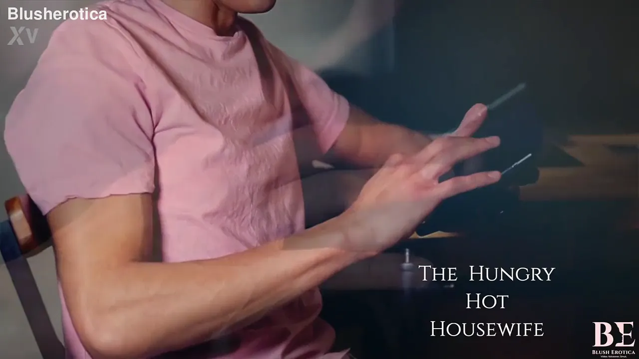 Hungry housewife Krystal Davis sucks David Lee's cock and gets a facial