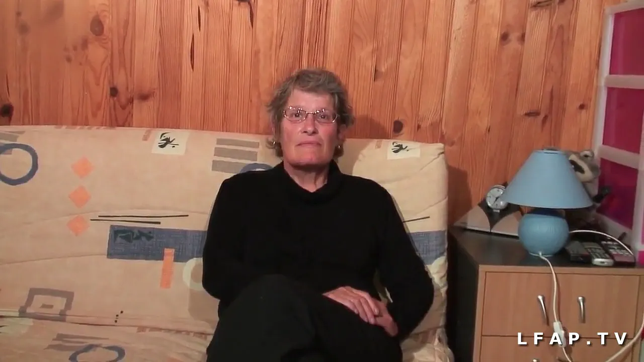 Grandma sodomizes granddaughter on casting couch
