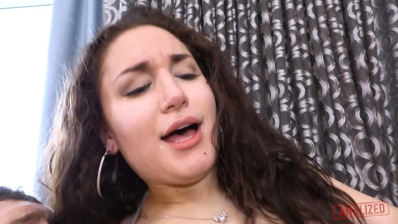 Gabi Paltrova gets her tight asshole stretched by Markus Dupree