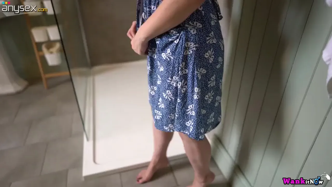 Brunette housewife Ivy washes her big natural boobs and ass in the shower