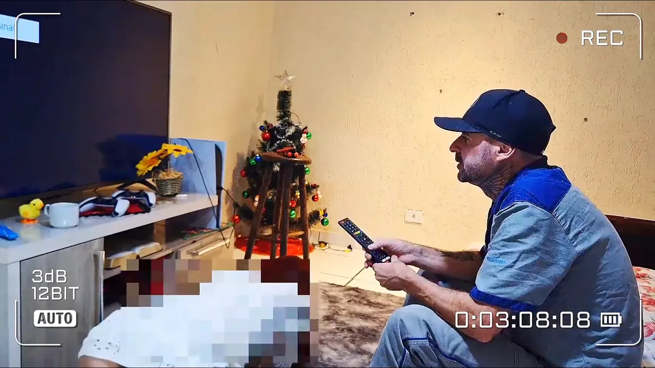 Maintenance worker exposes himself and fucks housewife on the couch