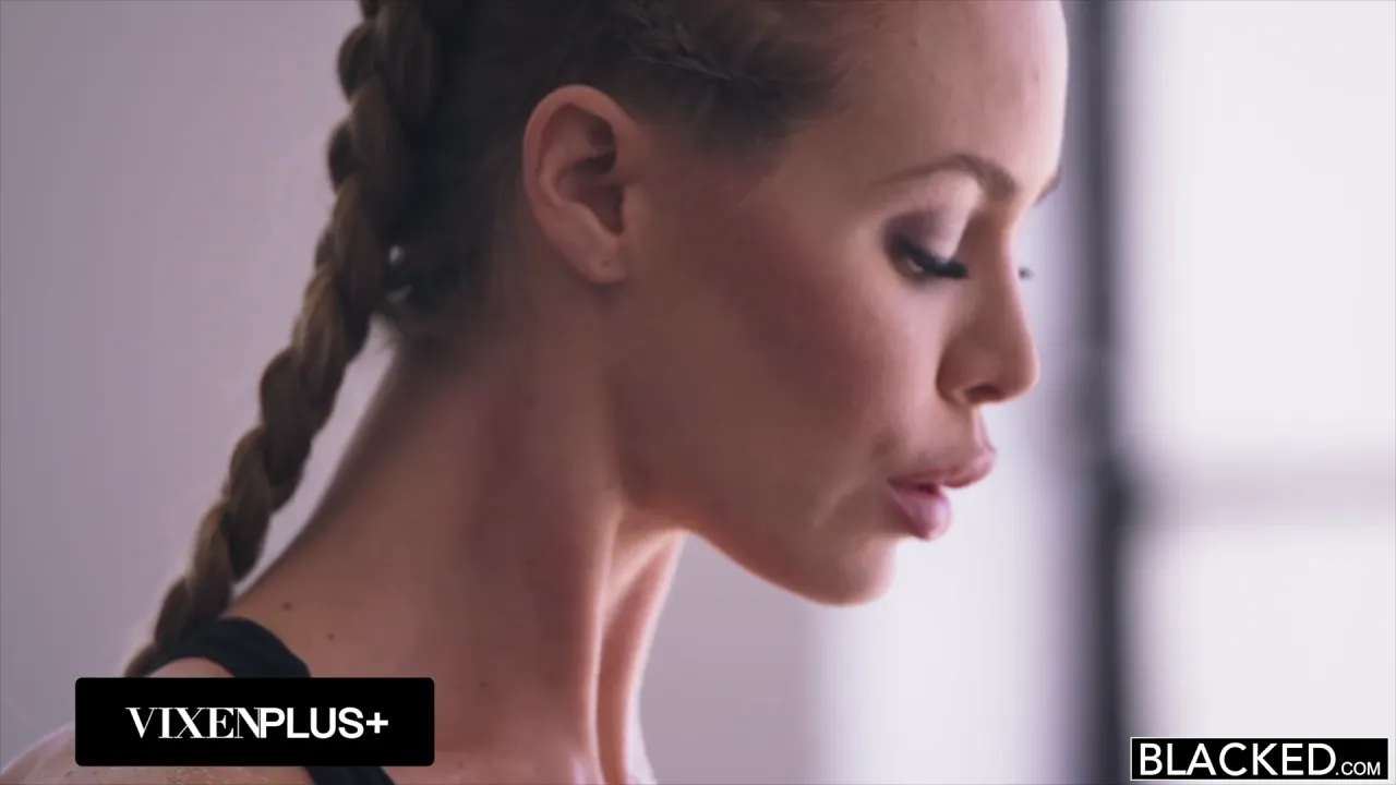 Nicole Aniston sucks Jason Brown's cock before riding him for a creampie