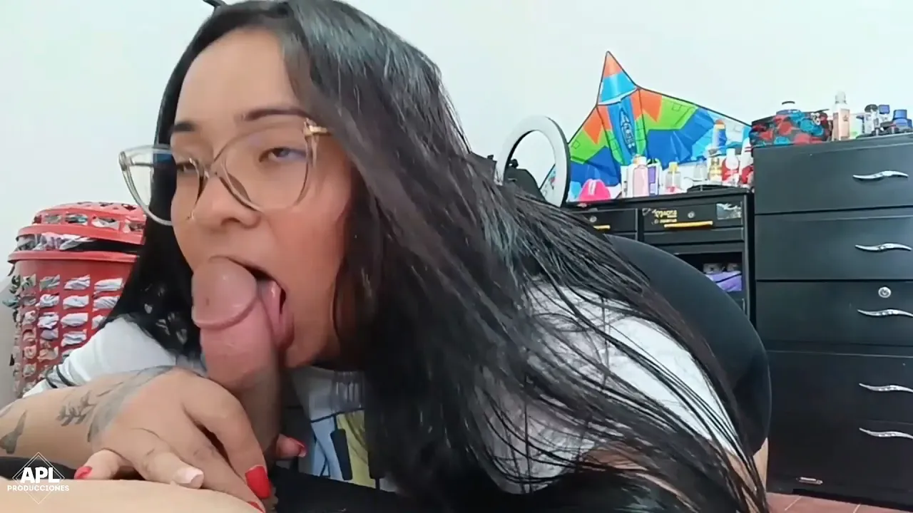 Amateur ass babe video