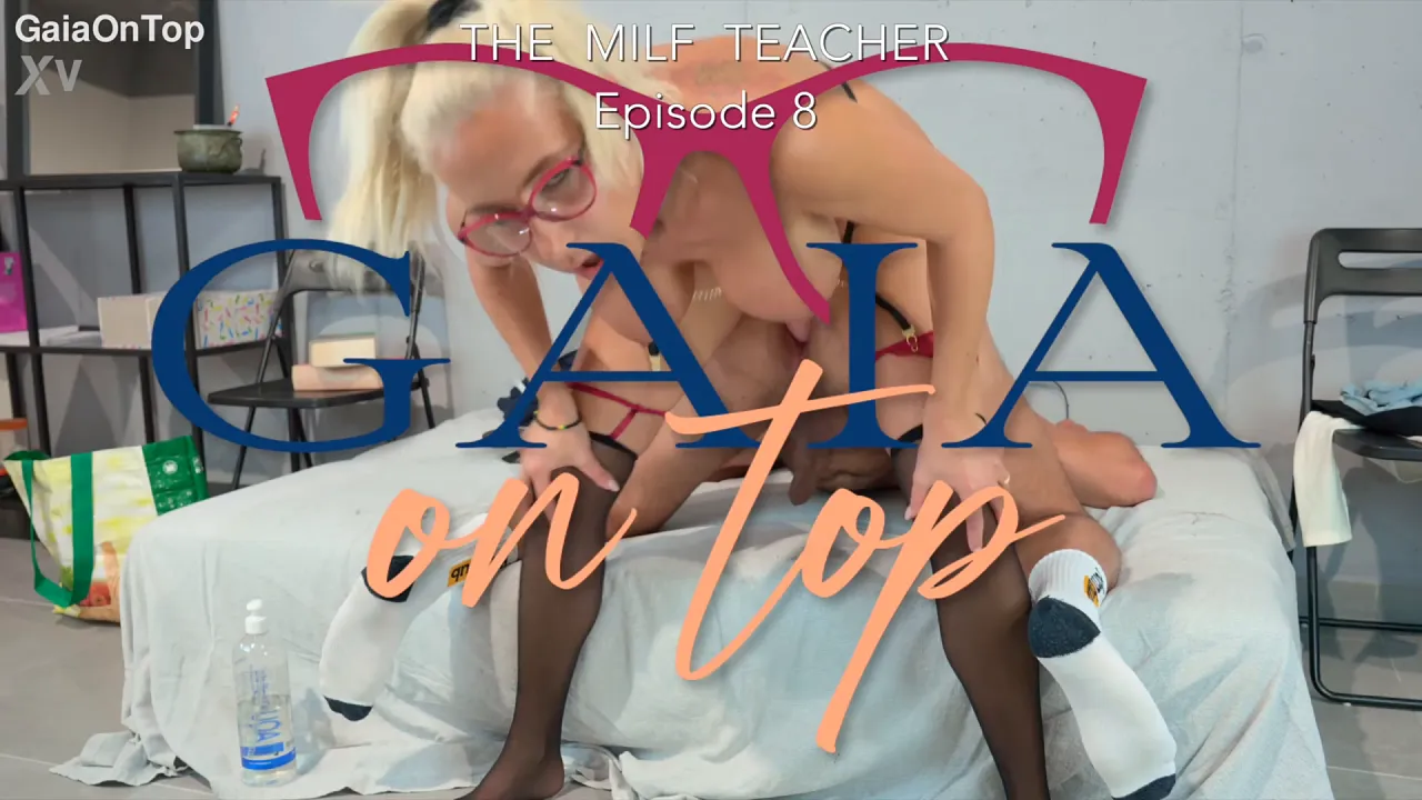 MILF teacher BearBang pegs and urinates on her student GaiaOnTop
