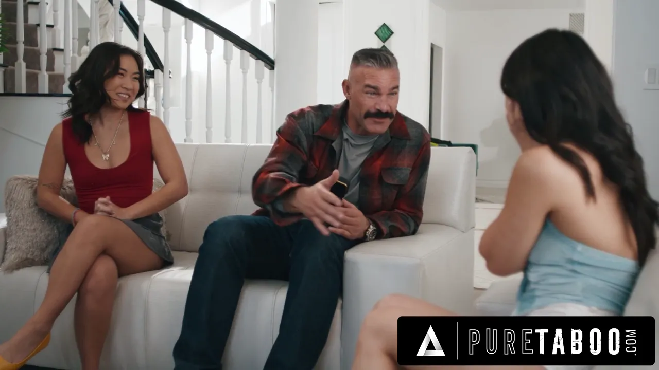 Asian stepsisters Lulu Chu and Kimmy Kimm fuck their stepdad