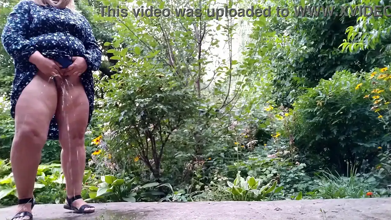 Mature mother-in-law pees in public park roleplay