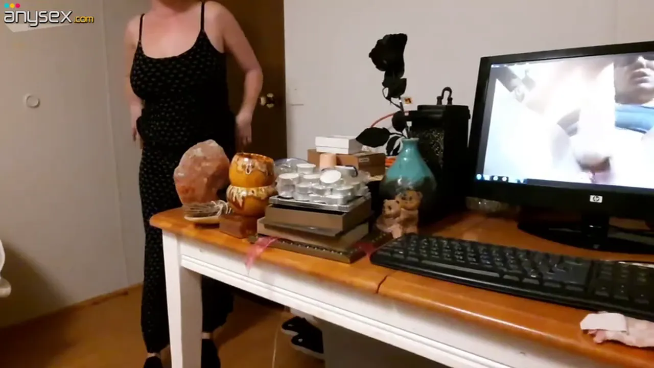 Busty MILF gives deepthroat blowjob and titjob while he films it POV