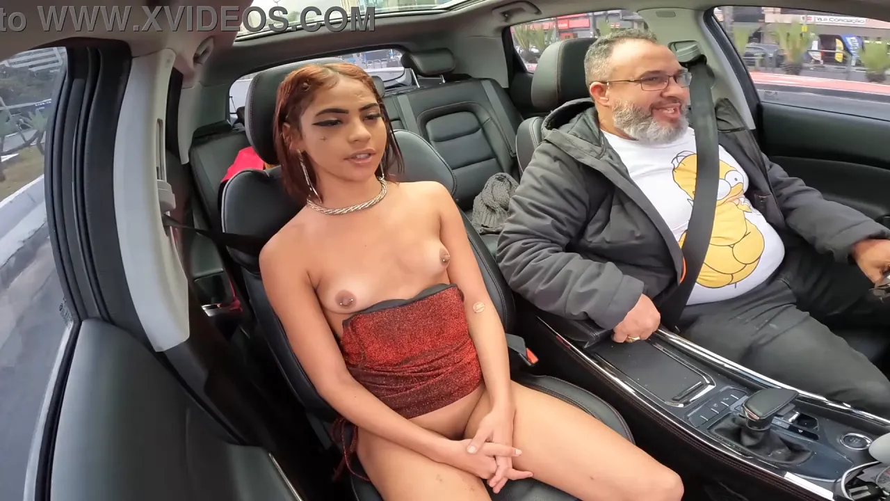 Meyzi Black gets fucked by her fuck buddy Binho Ted in public
