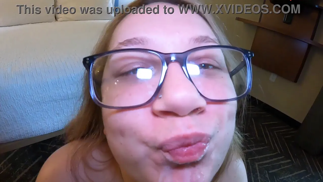 Pregnant housewife cheats and swallows stranger's cum