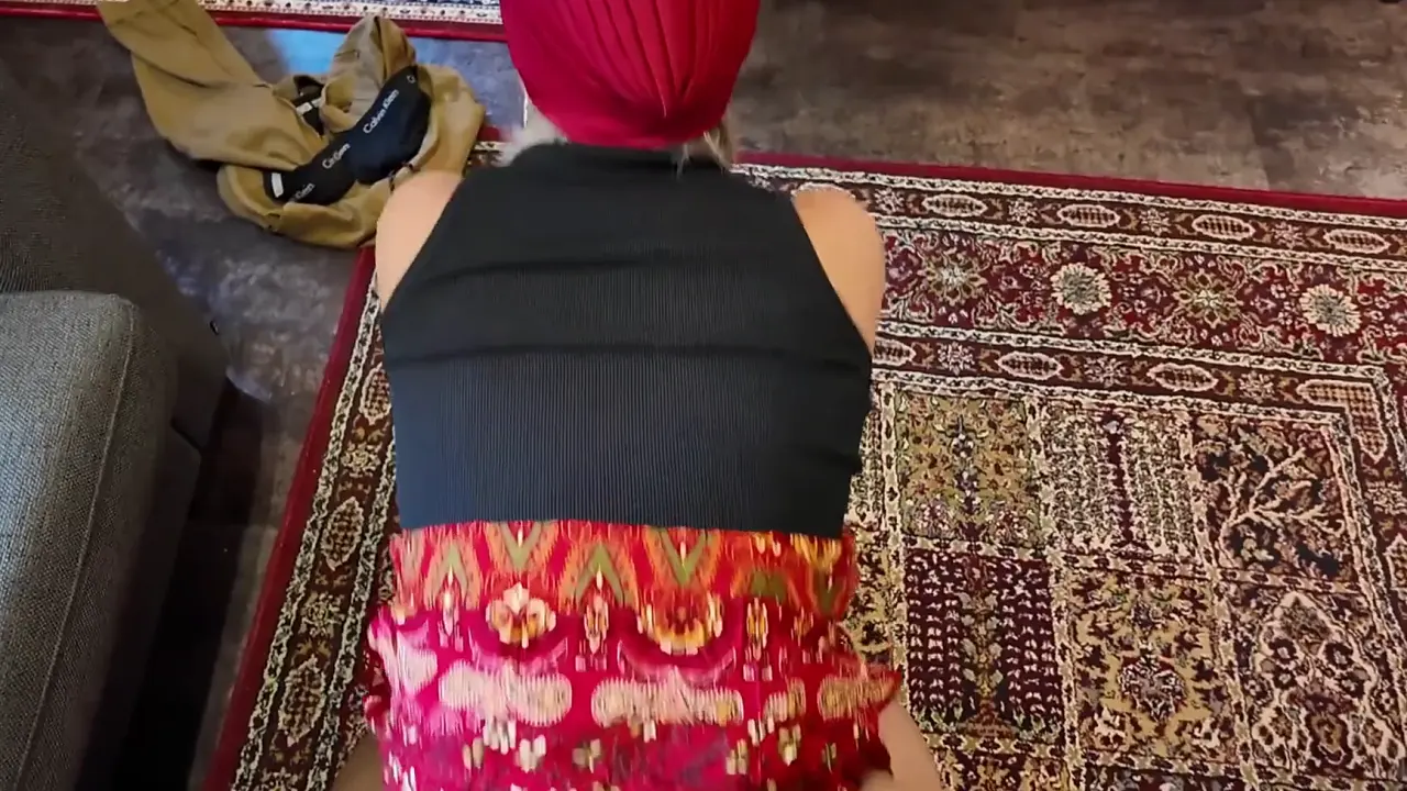Voluptuous Turkish MILF blows her stepson's cock after cleaning the house