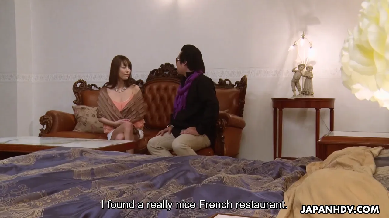 Japanese housewife Akari Asagiri cheats on camera