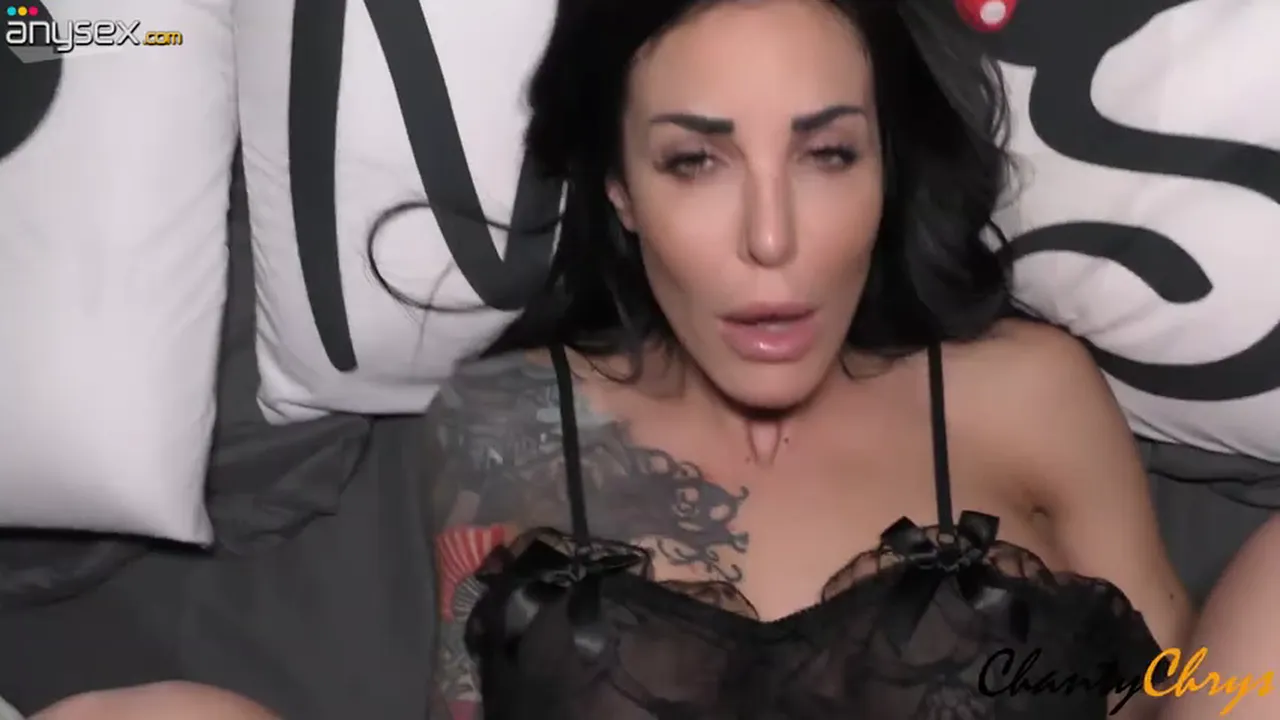 Brunette MILFs round ass gets fucked and creampied in Pov