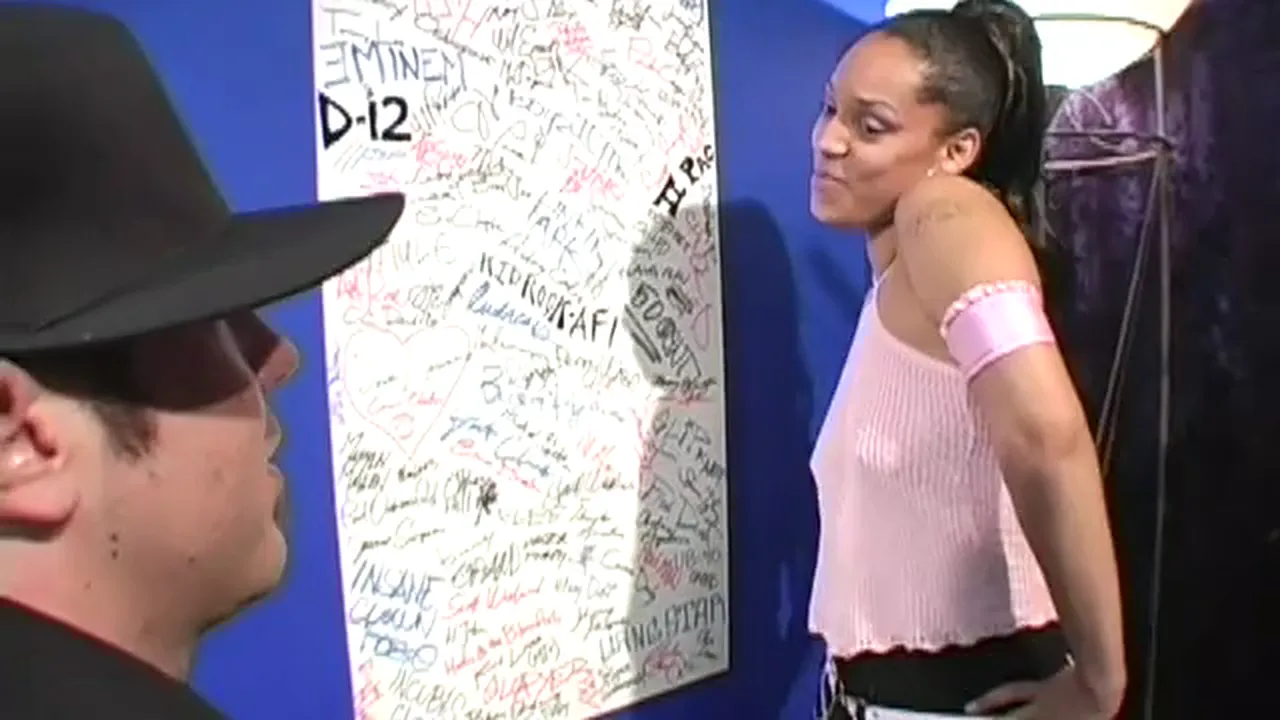 Black adult film star Jasmine Cashmere sucks cock to get the casting job